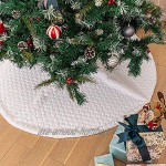 Jupe de Sapin de Noël Blanc avec Motif de coeur 48 inch Luxe Peluche Tapis de Sapin de Noel Couvre-Pied de Sapin pour la Fête de Noël du Nouvel an Maison Décoration Coeur Blanc 122cm