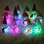 Zhou-YuXiang Cristal Chapeau Bonhomme De Neige Veilleuse Colorée Cadeaux De Noël Décoration Changement De Couleur Veilleuse De Noël